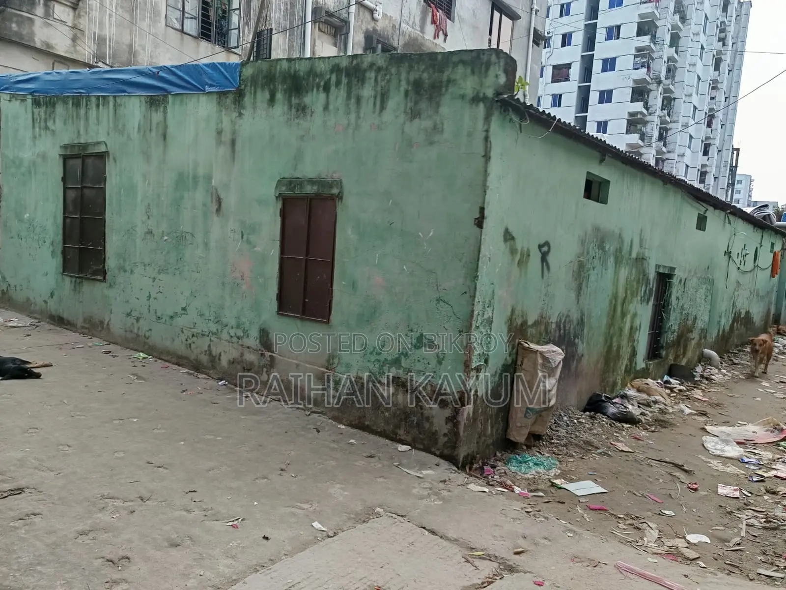 খিলগাঁও এ বিক্রয়ের জন্য আসবাবপত্রসহ ১০ বেডরুমের বাড়ি