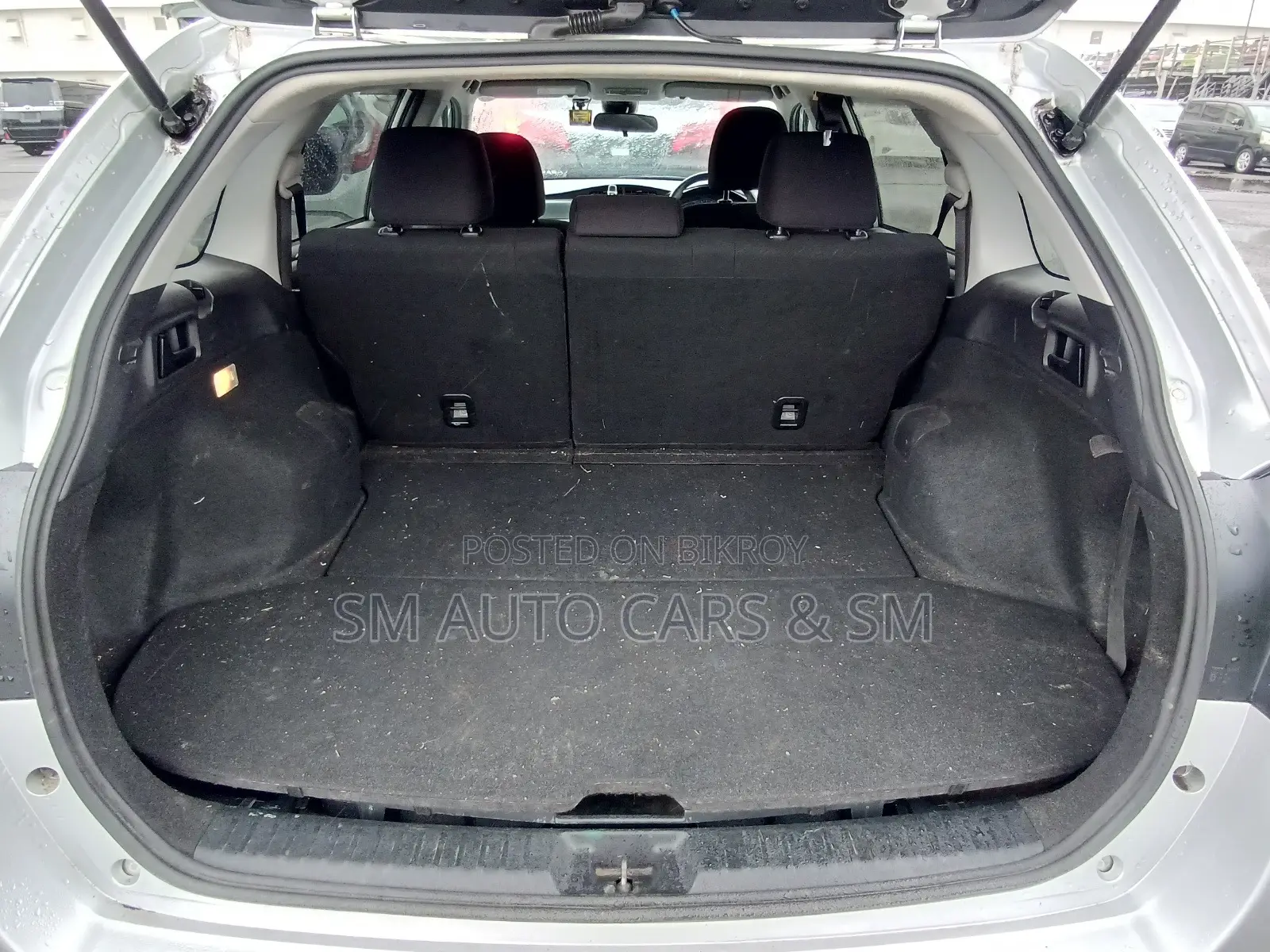 Toyota Corolla Fielder 1.5 Hybrid FWD 2021 Silver
