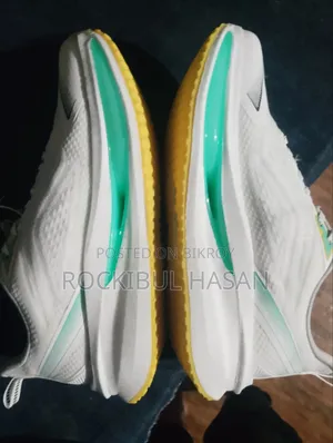 Brand new shoe samples exported from Bangladesh to India