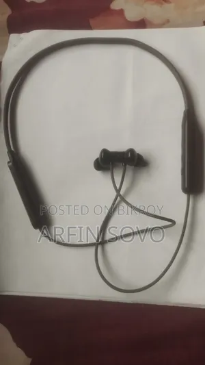 ব্লুটুথ হেডফোন