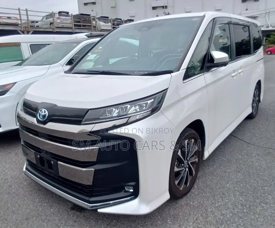 Toyota Noah 2023 Pearl