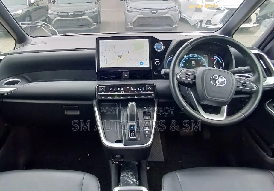 Toyota Noah 2023 Pearl
