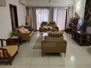 গুলশানে চার বেডরুমের ফার্নিশড অ্যাপার্টমেন্ট ভাড়ার জন্য