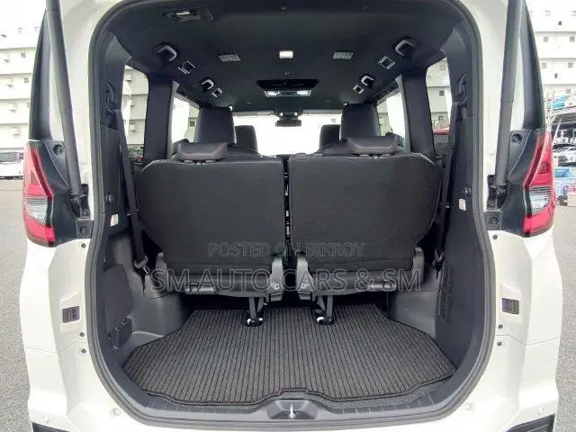 Toyota Noah 2023 Pearl