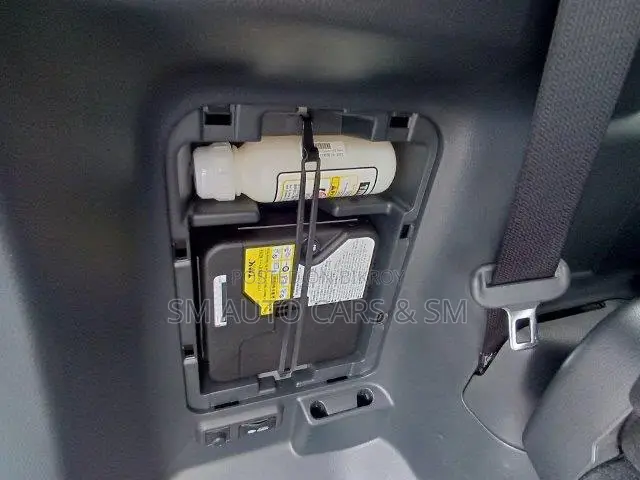 Toyota Noah 2023 Pearl