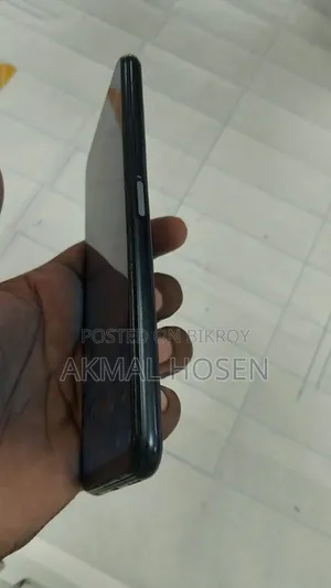 Vivo Y11 32 GB Blue