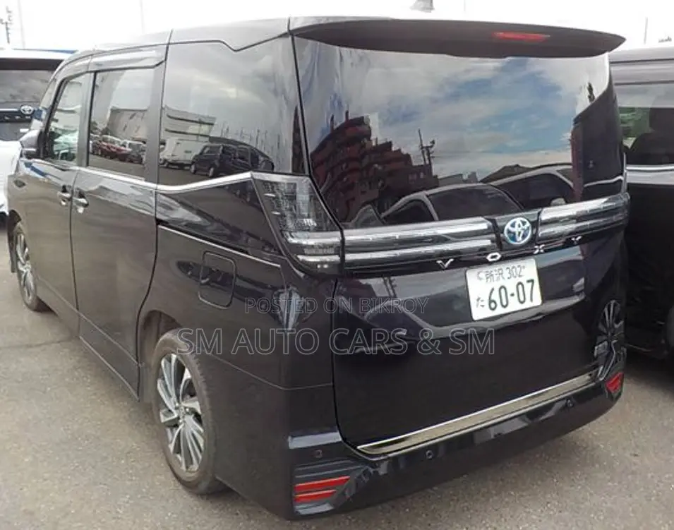 Toyota Voxy 2023 Black
