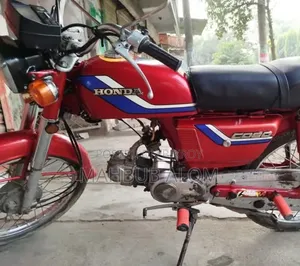 হোন্ডা ১৯৯২ রেড