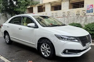 Toyota Premio 2017 Pearl