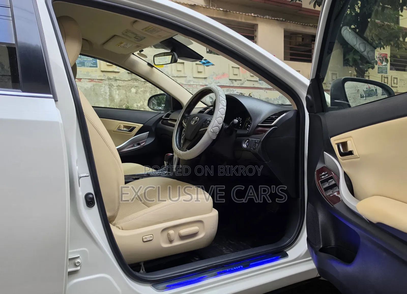 Toyota Premio 2017 Pearl