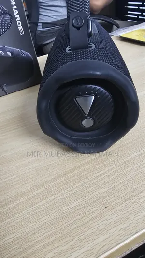 JBL Charge 6