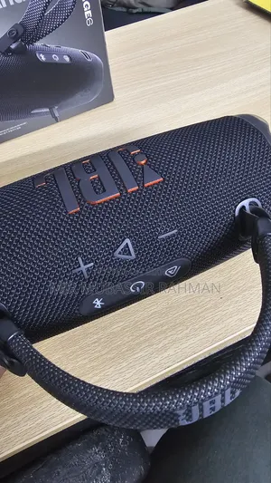 JBL Charge 6