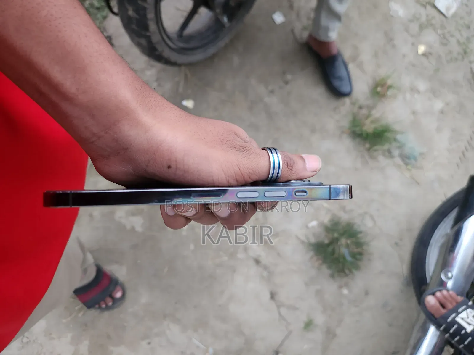 ইএল ১২৮ জিবি সাদা