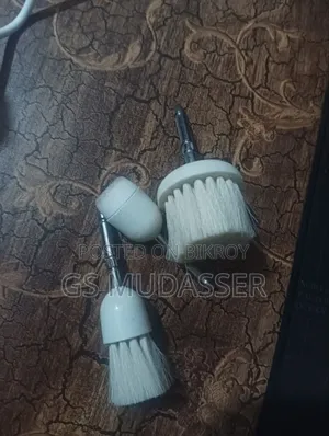 ফেসিয়াল ক্লিনজিং ব্রাশ এলডব্লিউ-০১৯ (পার্লার ব্যবহৃত)