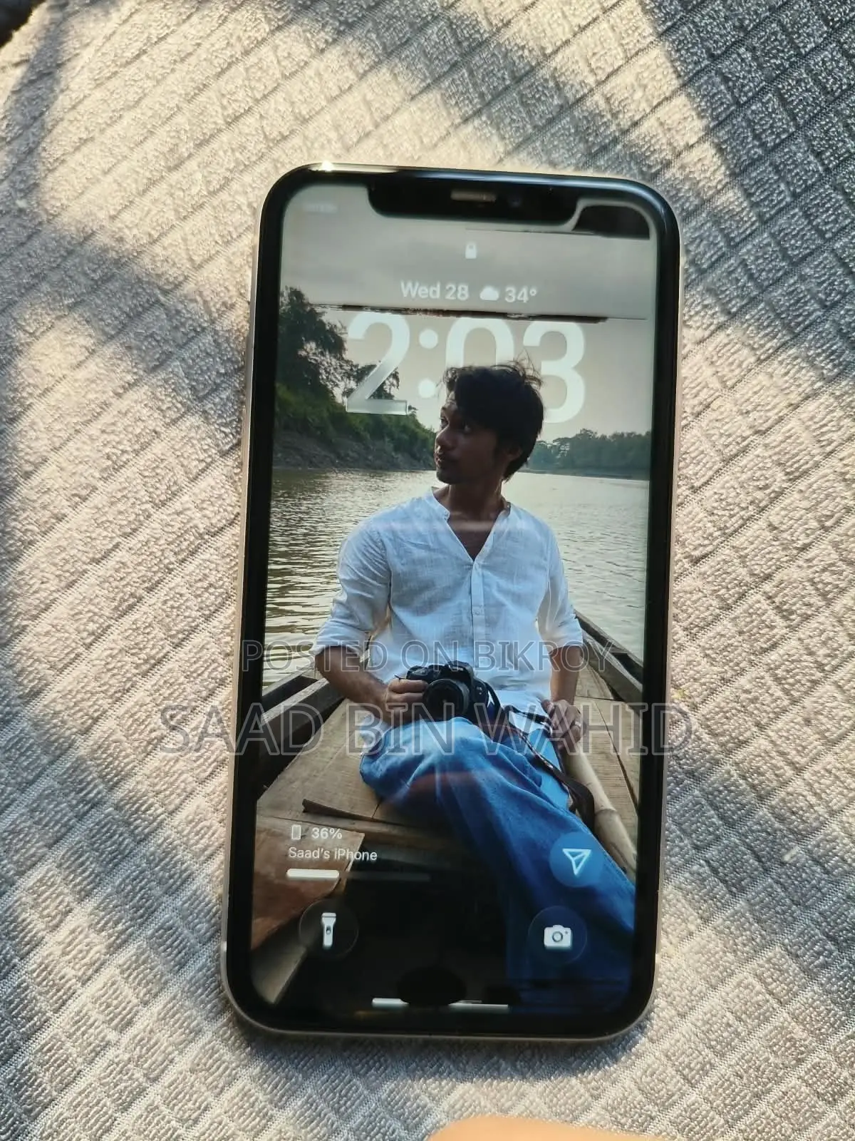 অ্যাপল আইফোন ১১ ৬৪ জিবি সাদা