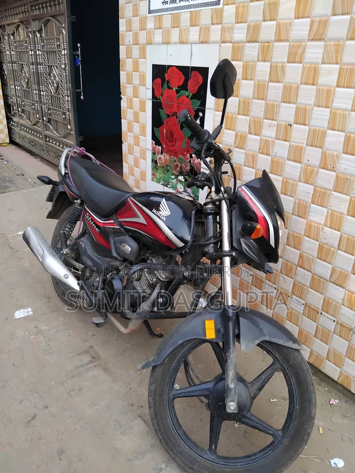 হোন্ডা ২০২৩ কালো