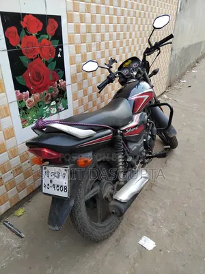 হোন্ডা ২০২৩ কালো