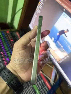 Apple iPhone 16 Pro 128 GB Gold