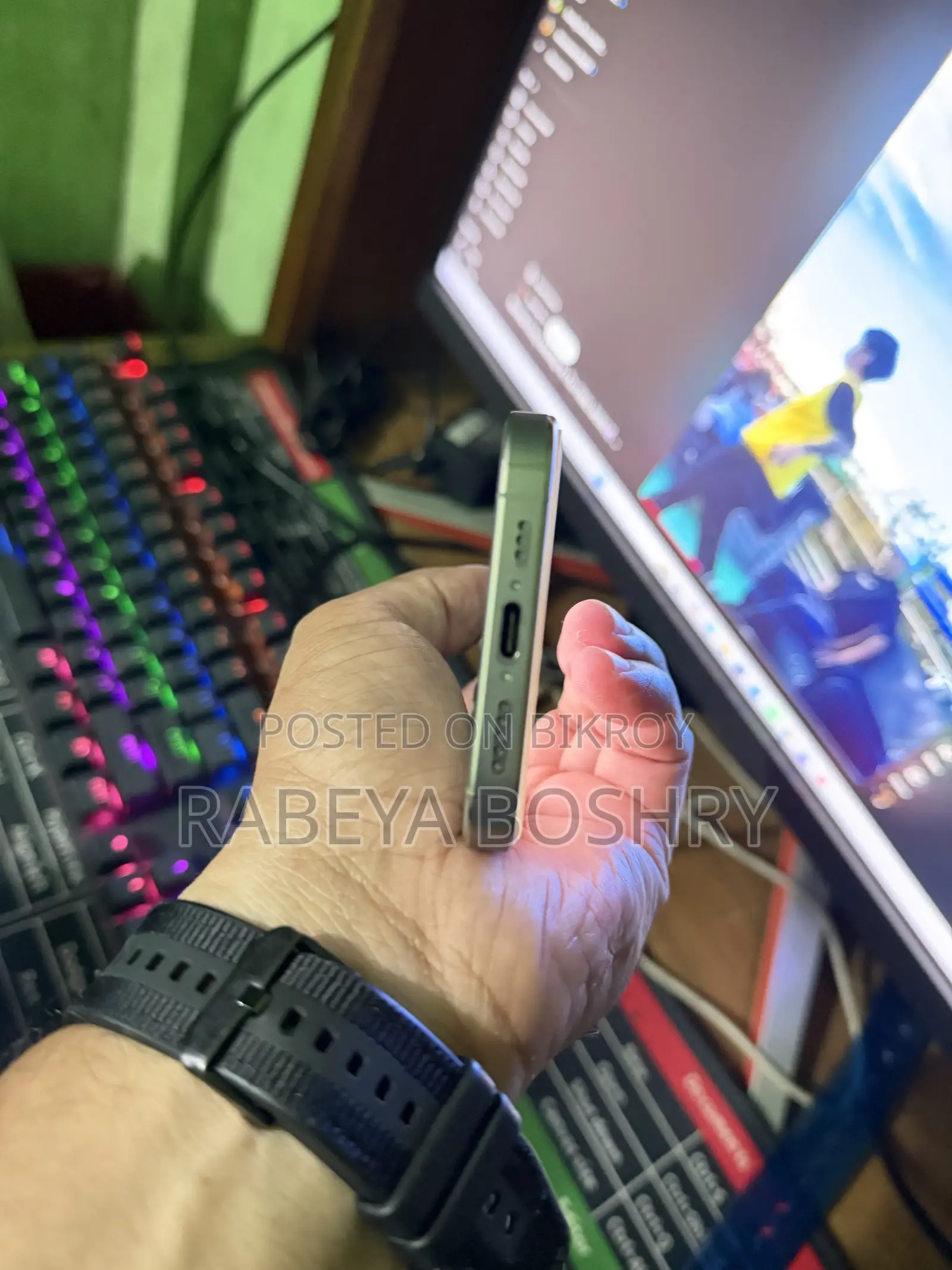 Apple iPhone 16 Pro 128 GB Gold