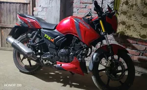 টিভিএস আপাচি আরটিআর ১৬০ টুভি ২০১৭ লাল