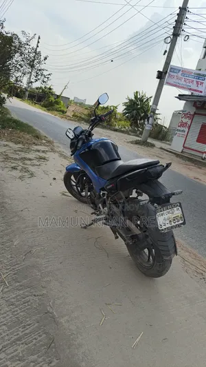 হিরো থ্রিলার ১৬০আর ২০২১ নীল