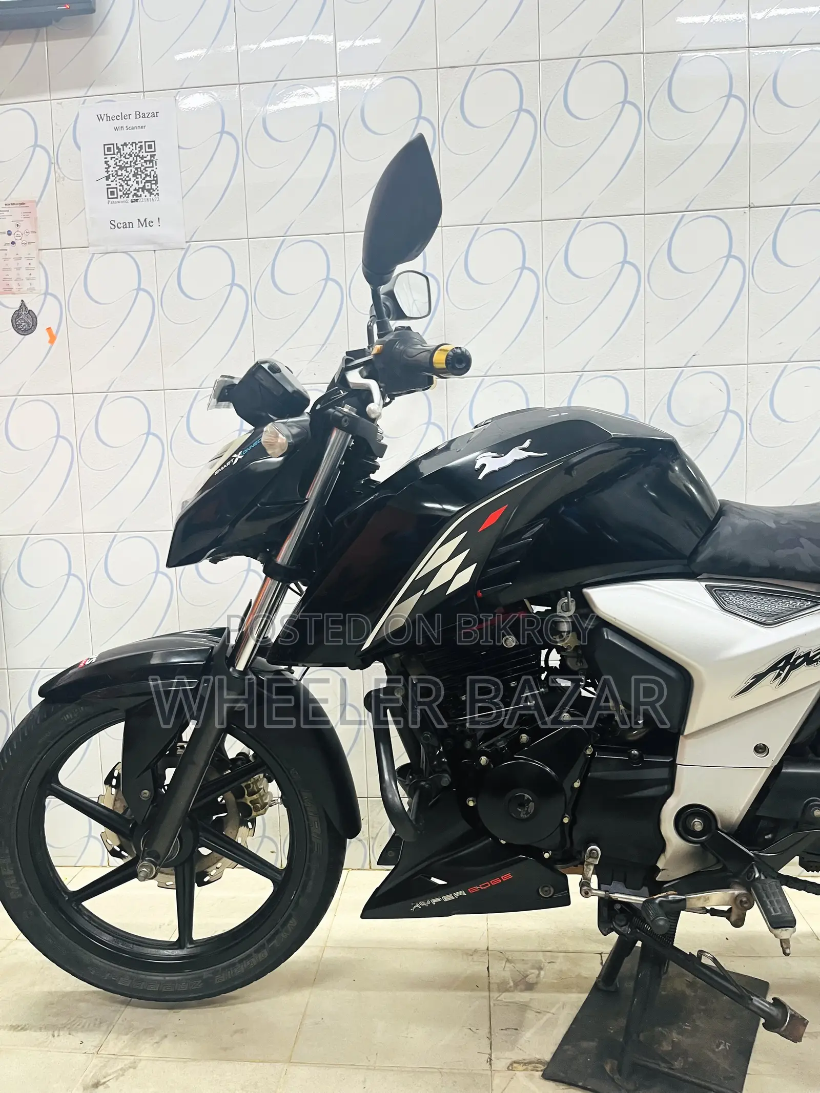 টিভিএস আপাচে আরটিআর ১৬০ ৪ভি ২০২২ ব্ল্যাক