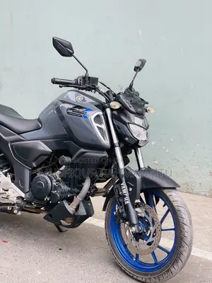 ইয়ামাহা এফজেডএস ভি৩ ২০২৪ গ্রে
