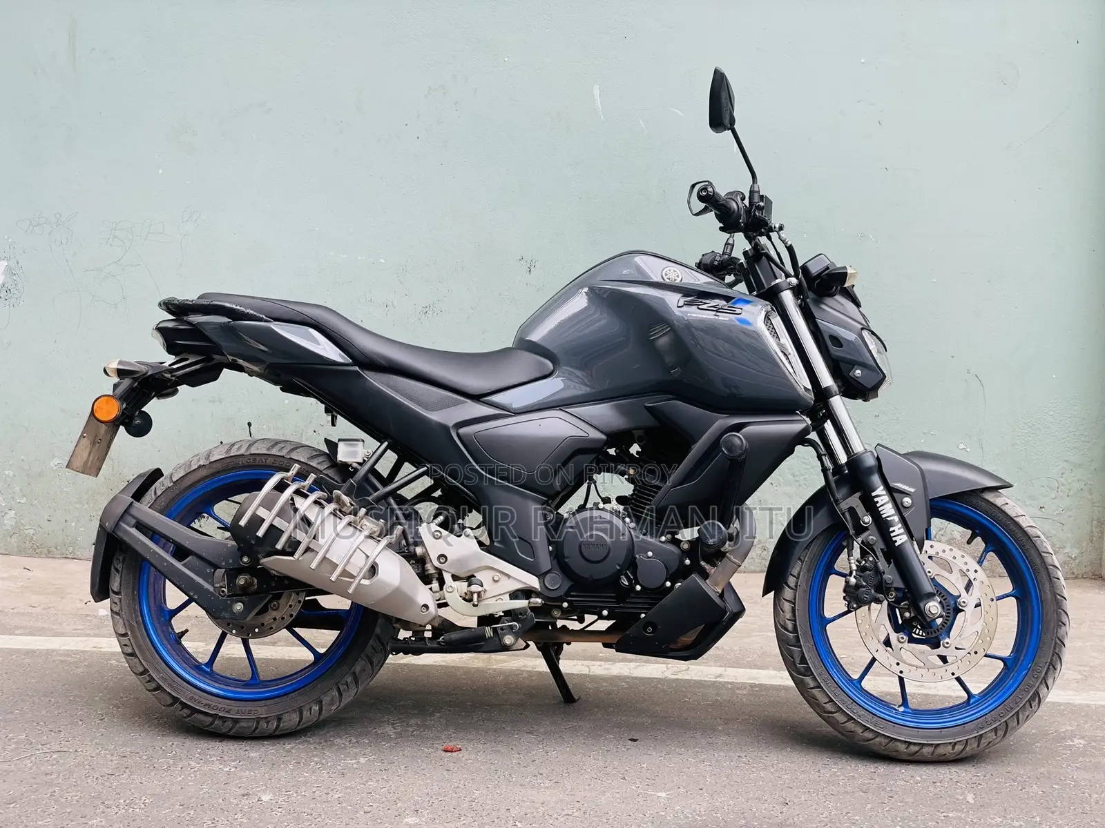 ইয়ামাহা এফজেডএস ভি৩ ২০২৪ গ্রে