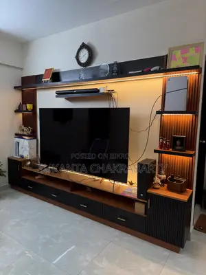 TV Wall Cabinet 10x7 Ft