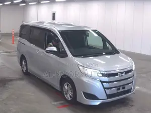 Toyota Noah 1.8 FWD Hybrid (7 seater) 2021 Silver