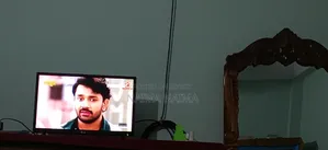 একটা এলিটি এলজি কমপানি ২৪ইনসি টিভি বিক্রি করতে চাই