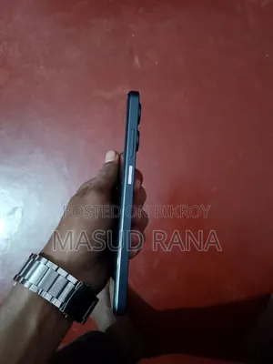 রিয়েলমি ১০ ১২৮ জিবি কালো
