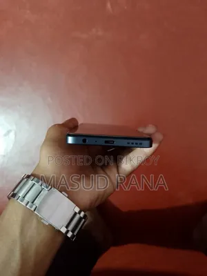 রিয়েলমি ১০ ১২৮ জিবি কালো