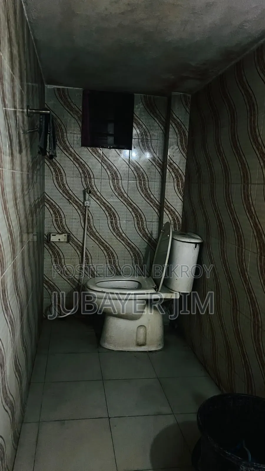 Ground floor apartment rent for bachelor or family in Khulna.