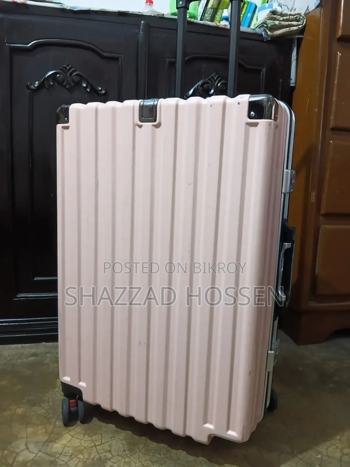 30 Inch Fiber Luggage Imported From China