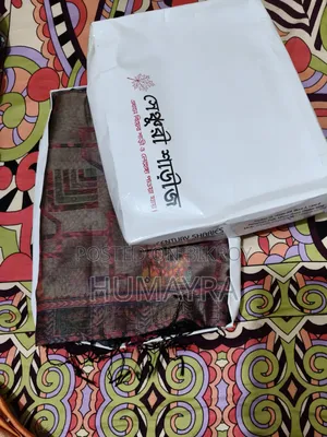 হাফ সিল্ক শাড়ি
