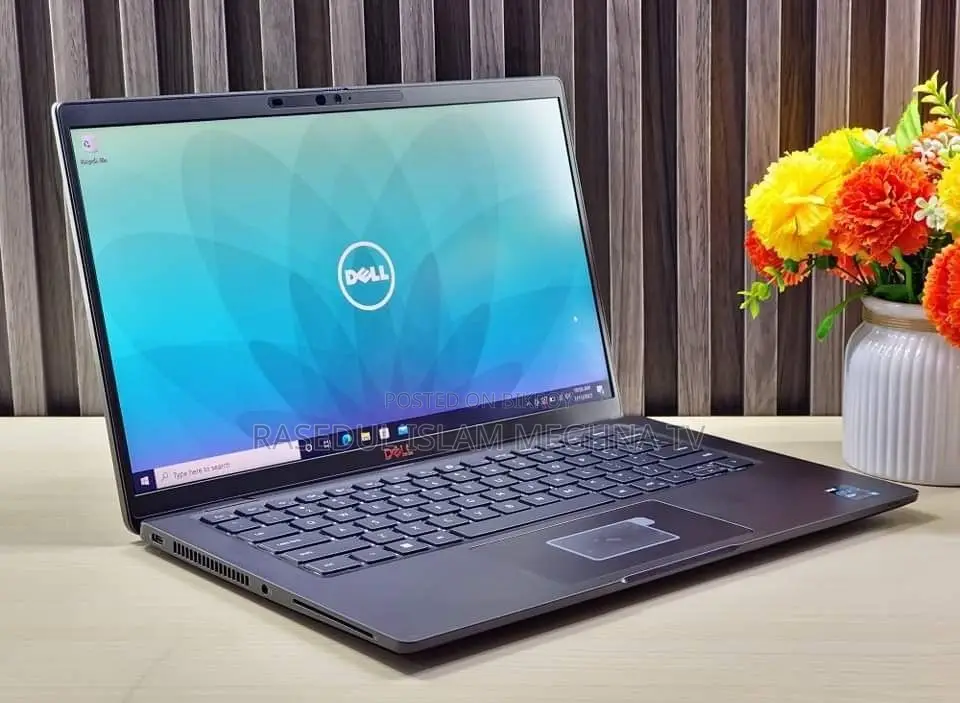 Dell Laptop 8GB AMD Ryzen SSD 512GB