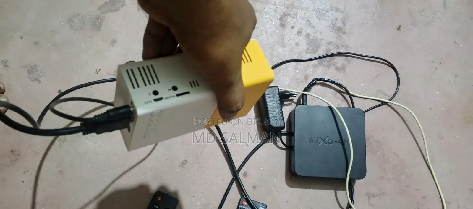 YG300 Pro LED Mini Projector