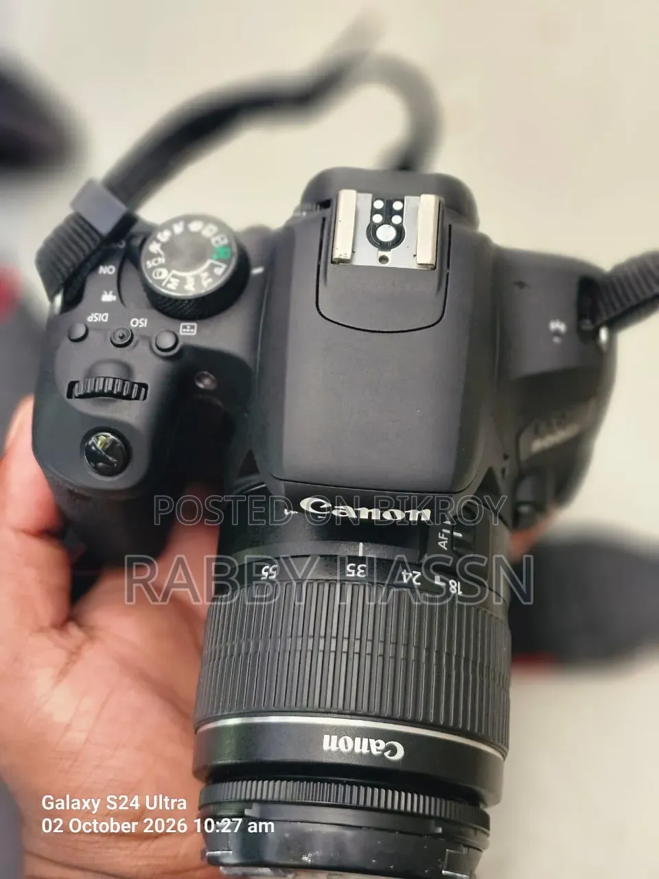 জরুরী বিক্রি: Canon 800D DSLR Camera (Singapore Variant)