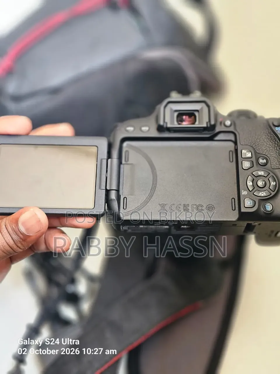 জরুরী বিক্রি: Canon 800D DSLR Camera (Singapore Variant)