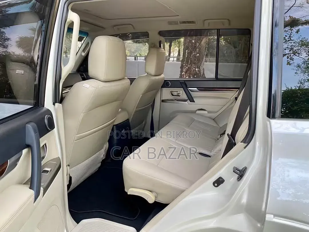Mitsubishi Pajero V90 3.0 V6 GLS/GLX 2021 White