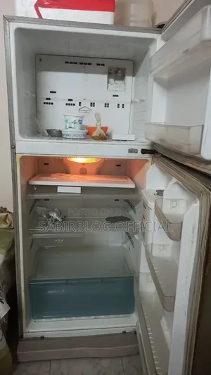 জরুরী বিক্রি প্রয়োজন Daewoo Refrigerator