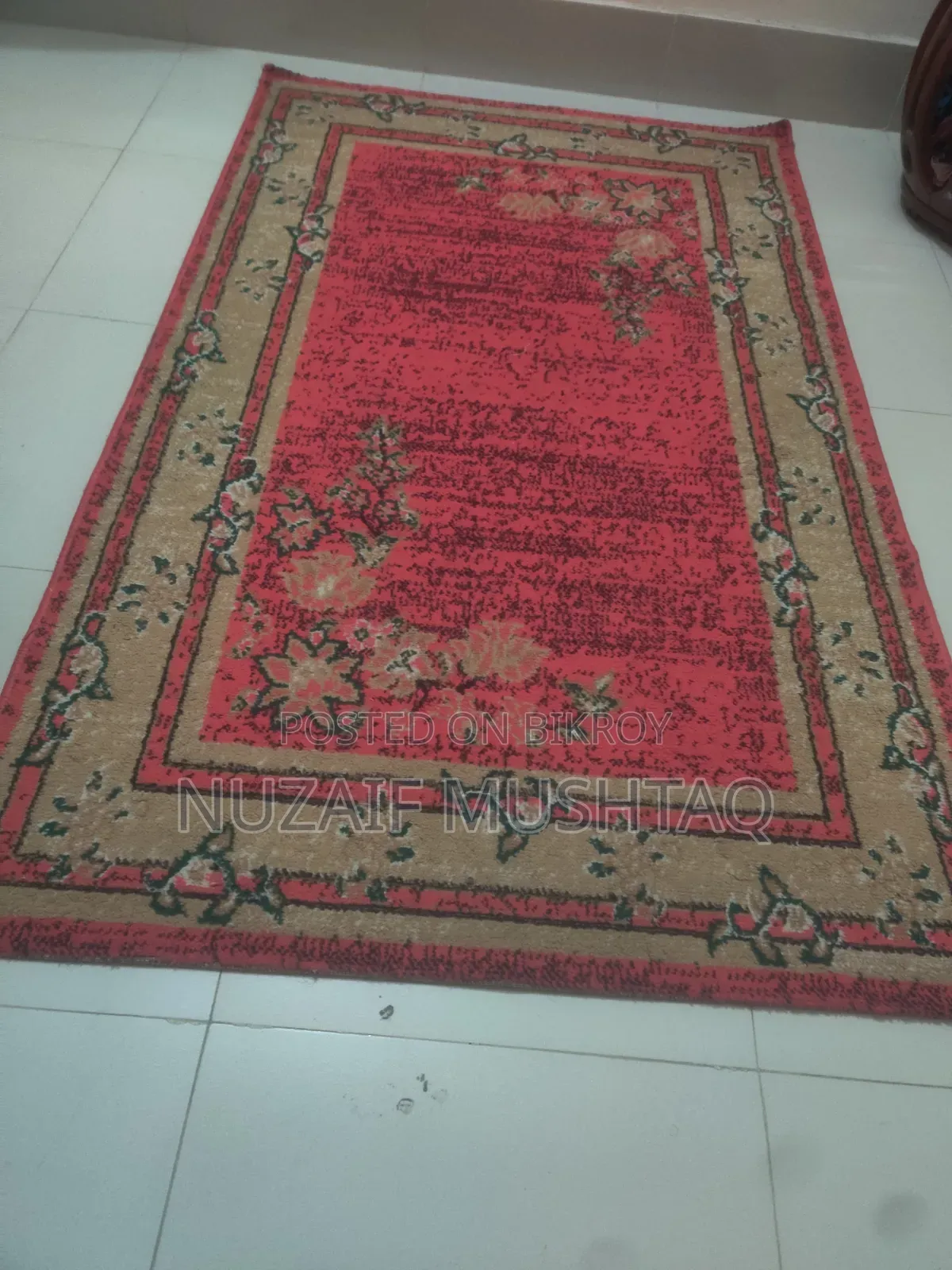 নতুনের মতো চমৎকার কার্পেট