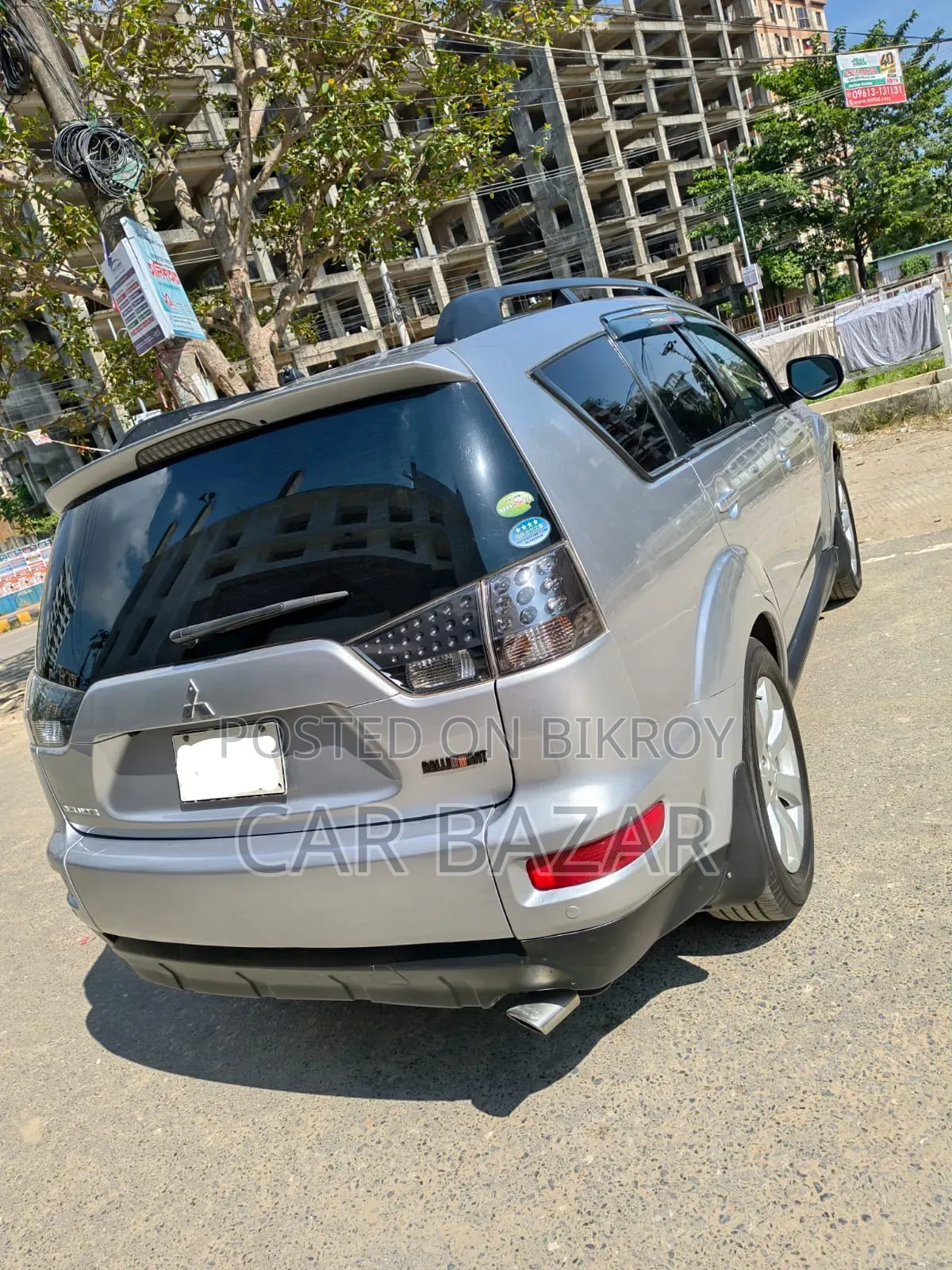 Mitsubishi Outlander 2011 Silver
