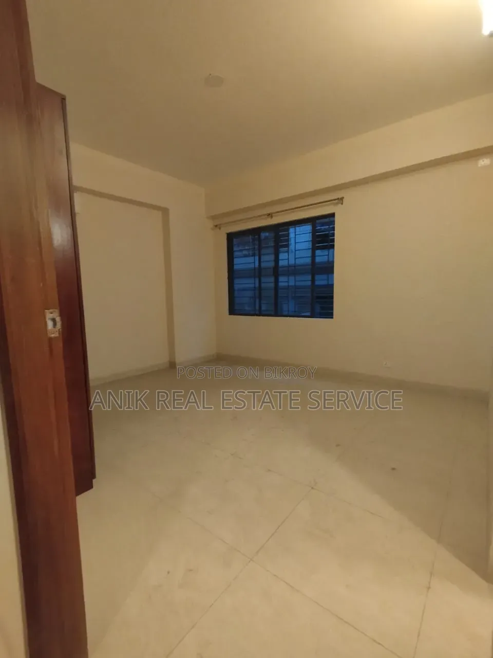 বনানীর অনিক রিয়েল এস্টেটে ৪ বেডরুমের অ্যাপার্টমেন্ট ভাড়া দেওয়া হবে