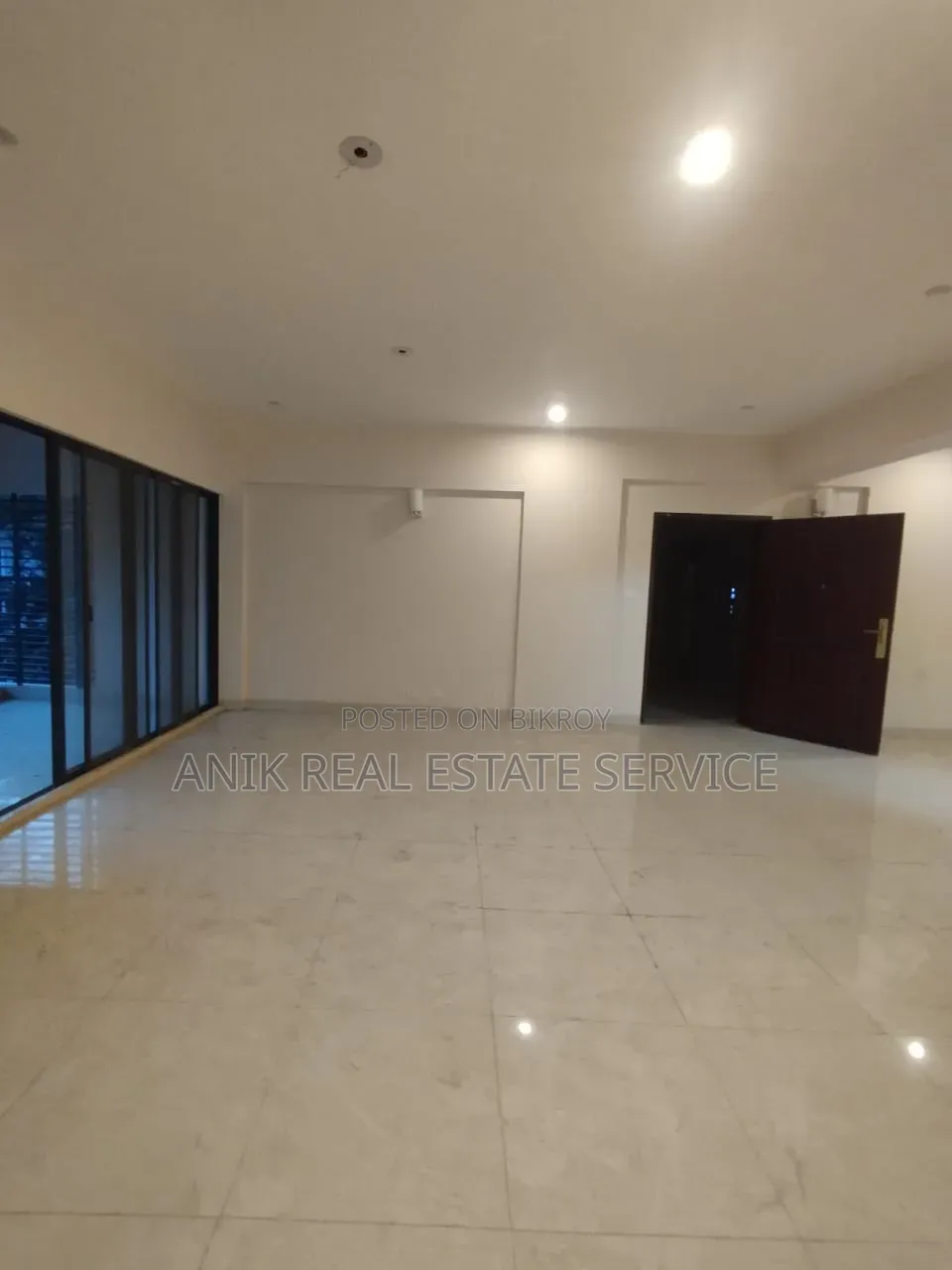 বনানীর অনিক রিয়েল এস্টেটে ৪ বেডরুমের অ্যাপার্টমেন্ট ভাড়া দেওয়া হবে
