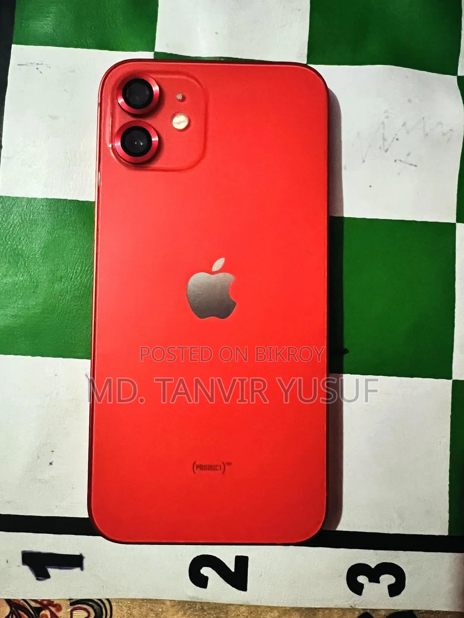 Apple iPhone 12 64 GB Red