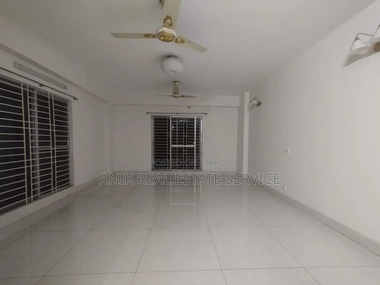 বনানীর অনিক রিয়েল এস্টেটে ৪ বেডরুমের অ্যাপার্টমেন্ট ভাড়া দেওয়া হবে