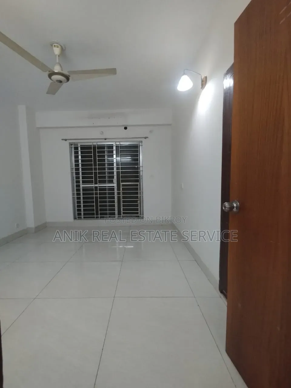 বনানীর অনিক রিয়েল এস্টেটে ৪ বেডরুমের অ্যাপার্টমেন্ট ভাড়া দেওয়া হবে