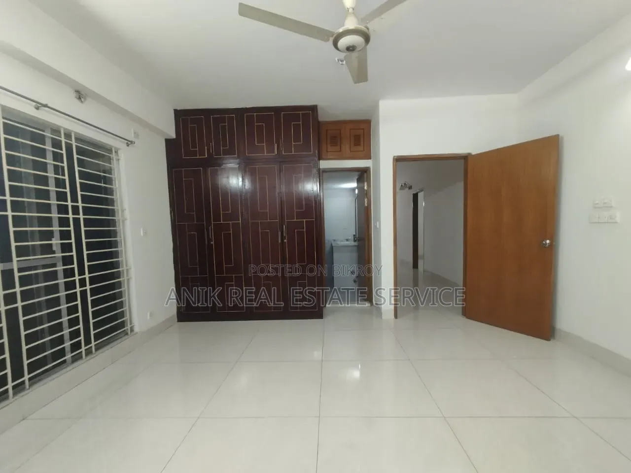 বনানীর অনিক রিয়েল এস্টেটে ৪ বেডরুমের অ্যাপার্টমেন্ট ভাড়া দেওয়া হবে